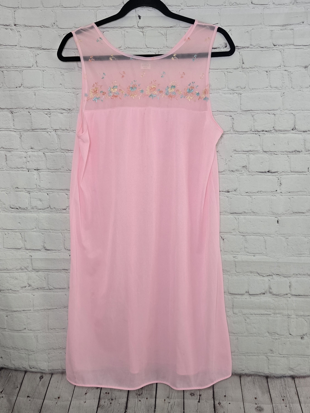 Vintage 60s/70s Bubblegum‎ Pink Babydoll Nightgown Embroidered Yoke Nylon  Mcm